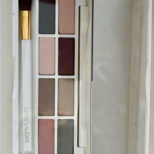 Estee Lauder Eyeshadow Palette - Neutral Shades